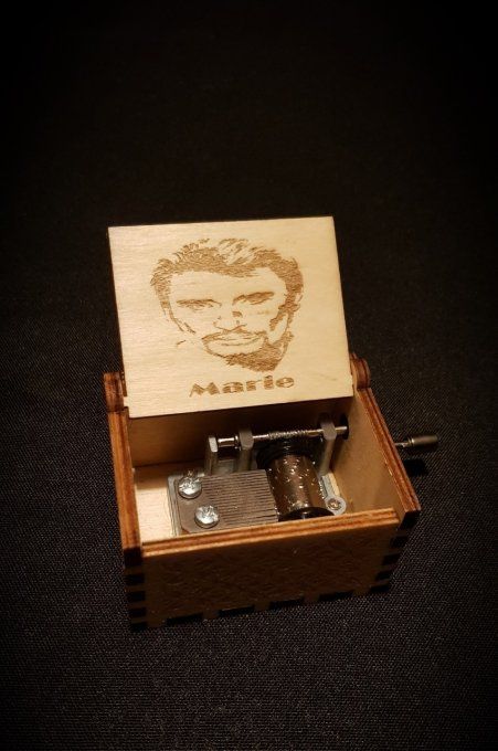 0€01 sur Boîte à musique à manivelle en bois mécanique Noir Harry Potter - Boite  à musique - Achat & prix